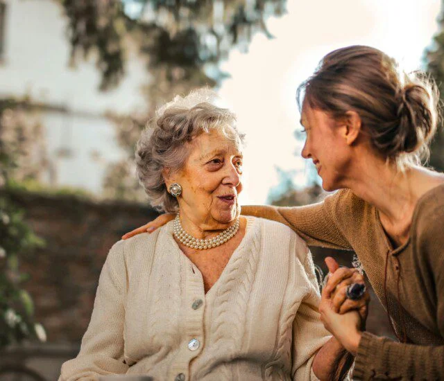 Why-Independent-Living-Greenfields-of-Geneva-Right-Choice