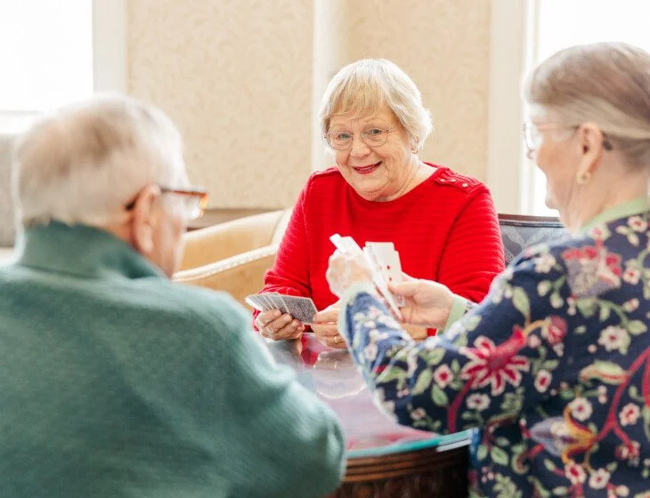 CassieLacinaPhotography,LLC.LifeSpaceGreenFieldsofGenevaPhotoshootDecember2025-95 (1) (1)