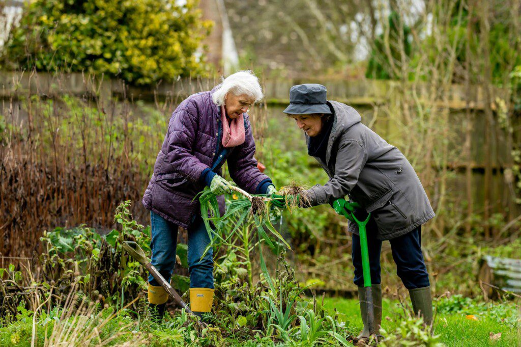 5-Ways-Enrich-Your-Retirement-Build-Connections-GreenfieldFields-of-Geneva (1)